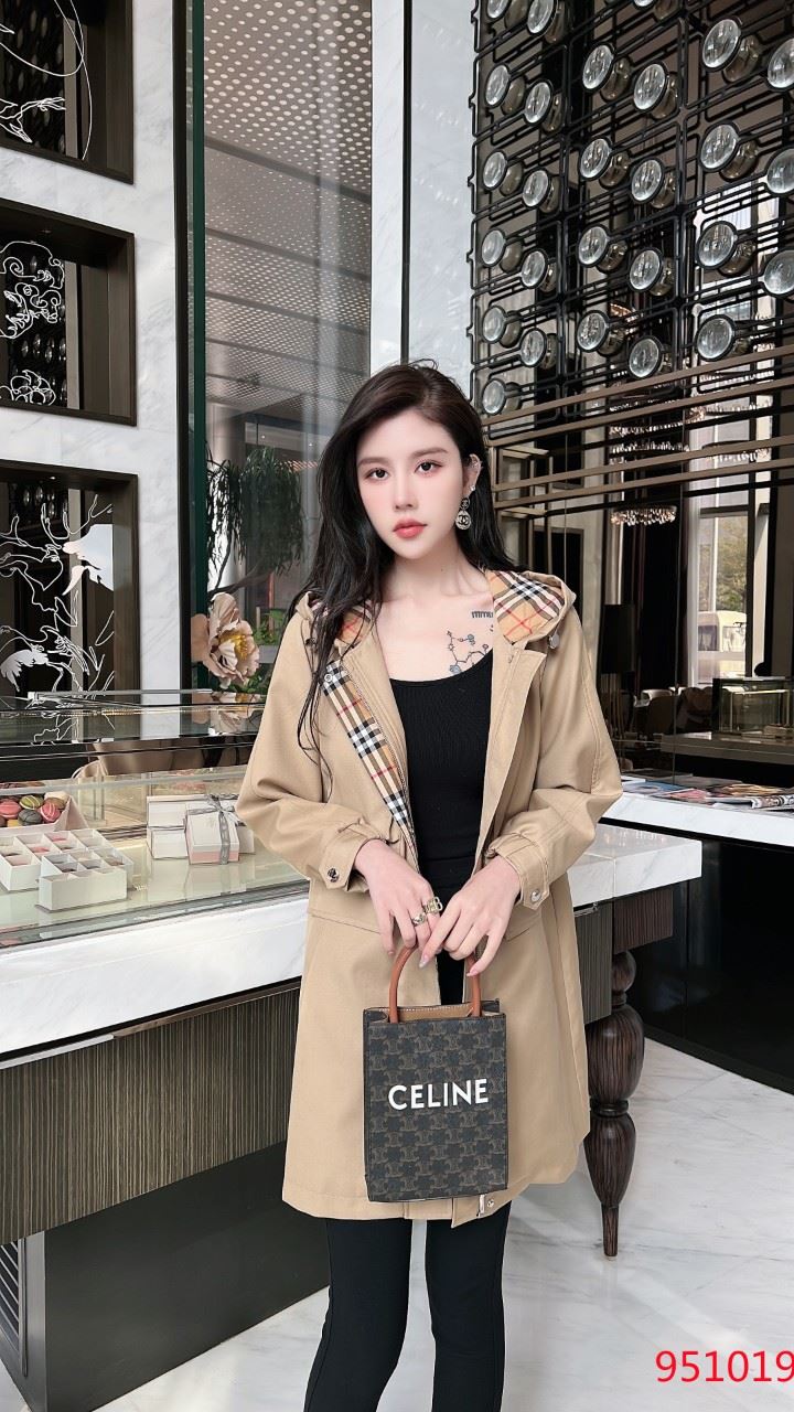 Burberry Outwear